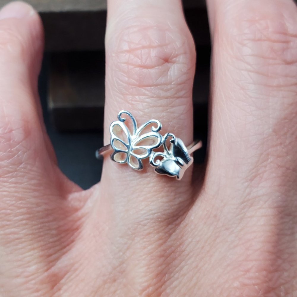 Size 7.25 Sterling Silver Cute Double Butterfly Band Ring